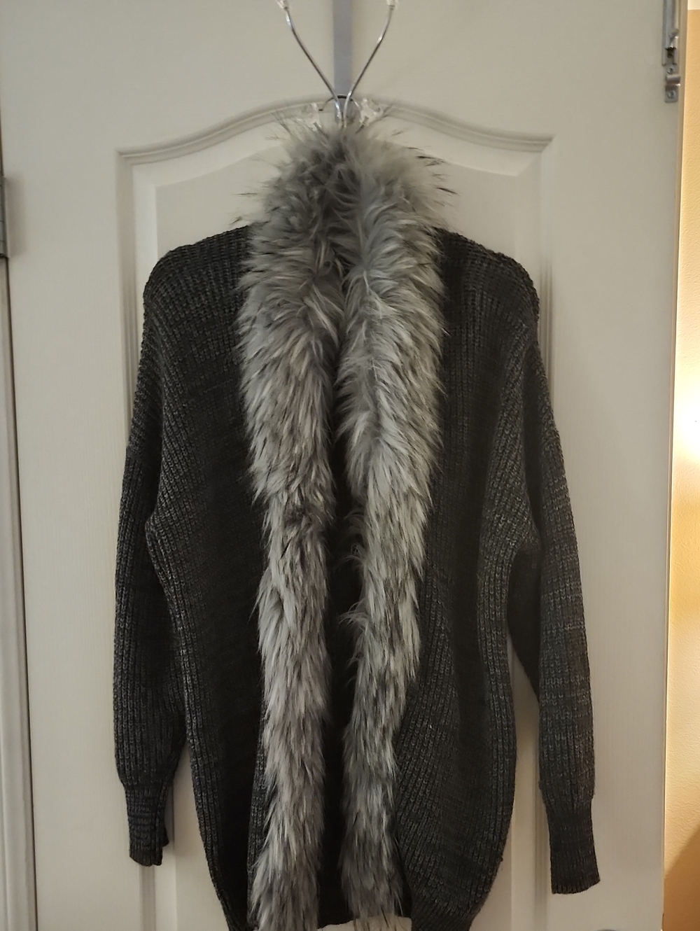 Cozy Charcoal Open-Front Cardigan with Faux Fur Trim